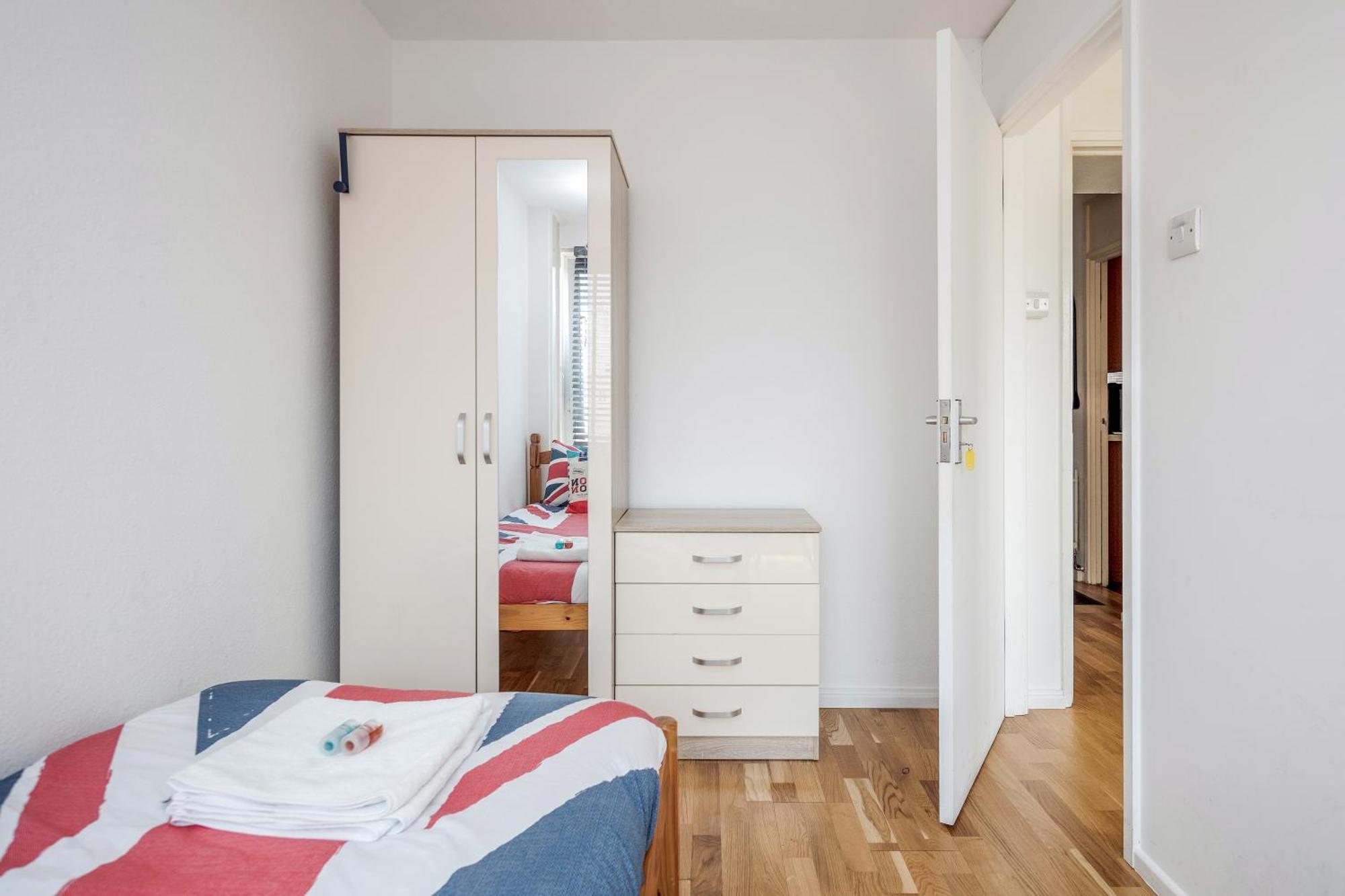 4-Bedroom Flat Near Bigben,Parliament & London Eye Exterior foto